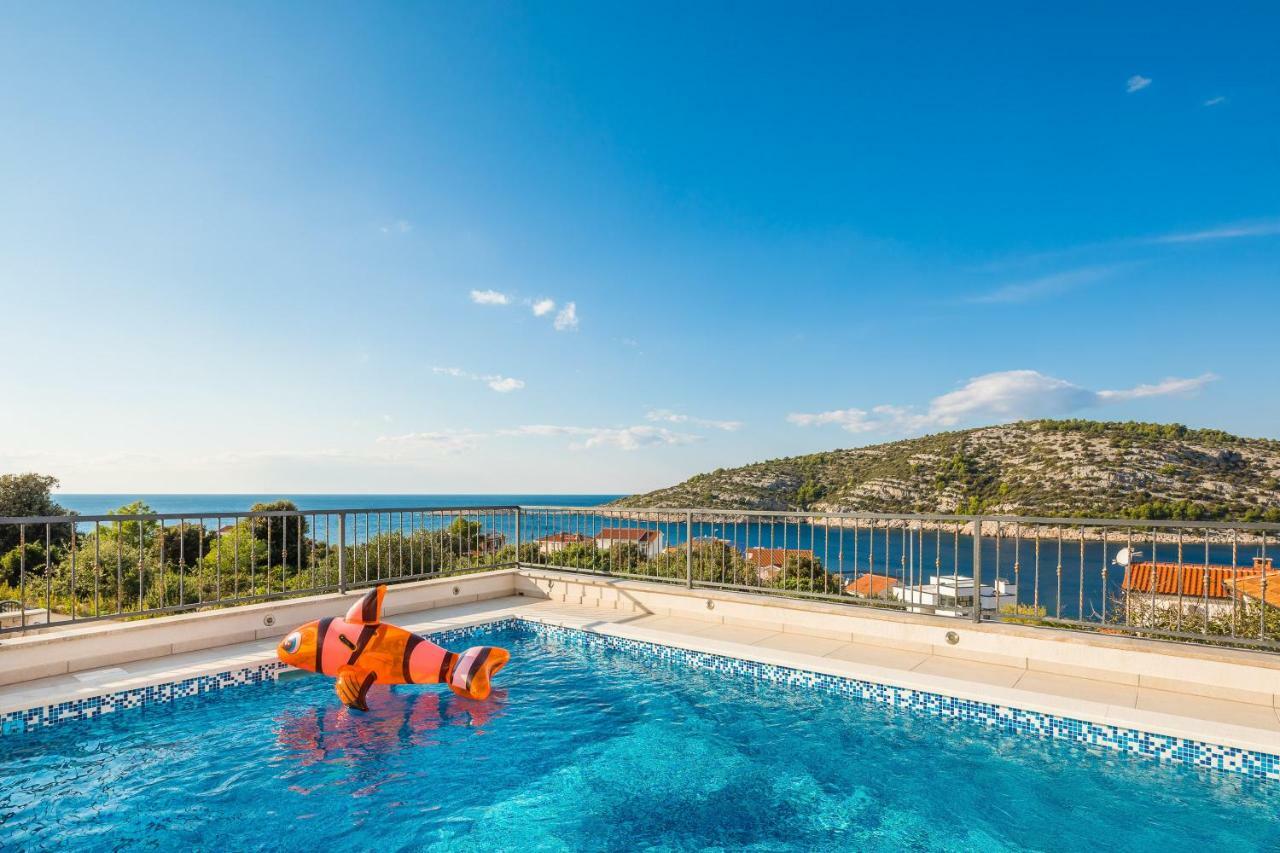 Villa Diomedes With The Sea View And The Pool Rogoznica  Zewnętrze zdjęcie